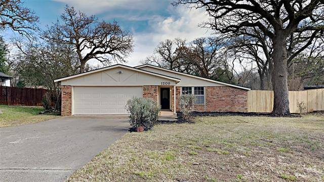 Arlington, TX 76011,1209 Hallmark Drive