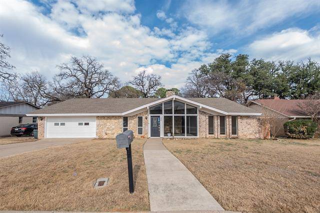 Hurst, TX 76054,228 Plainview Drive