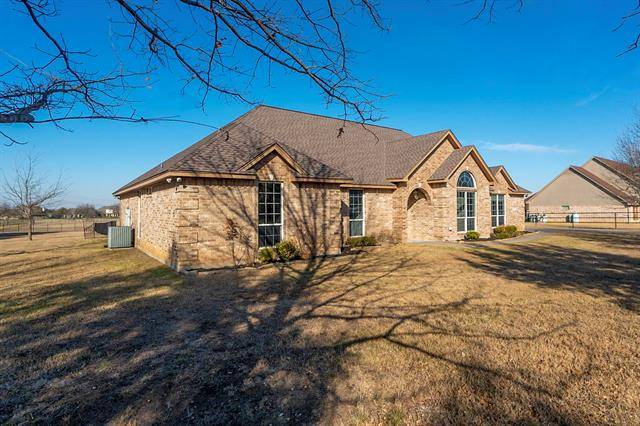 Crowley, TX 76036,1013 Blue Roan Lane