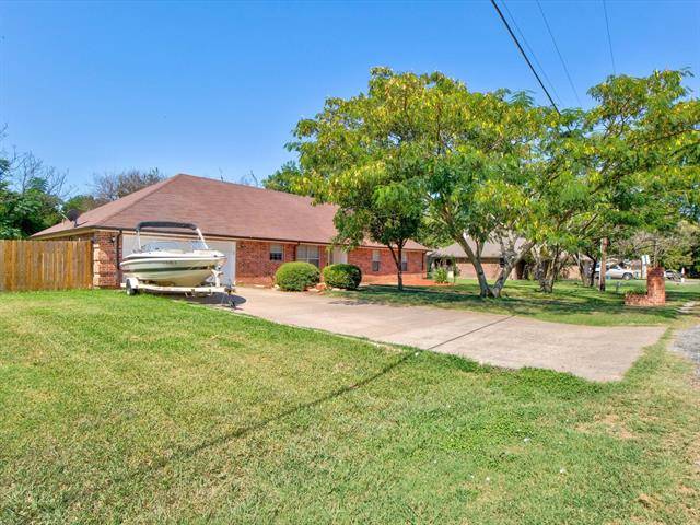 Granbury, TX 76048,4004 Cherokee Court