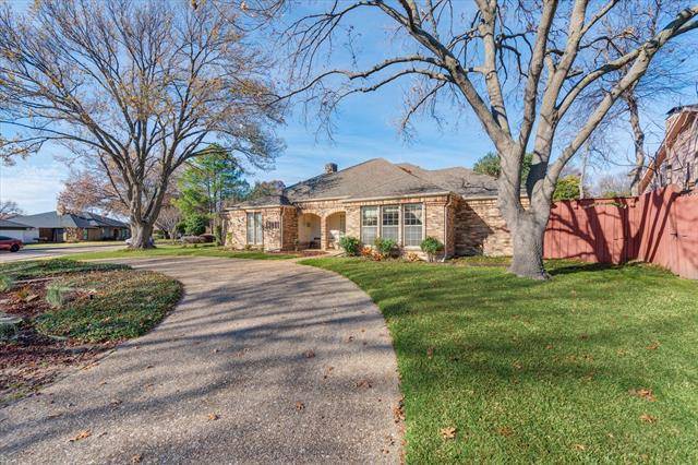 Dallas, TX 75243,13021 Fall Manor Drive