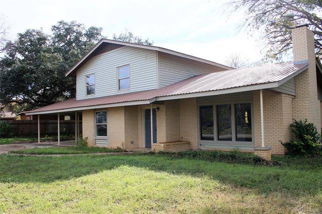 San Saba, TX 76877,1309 W Sunset Street