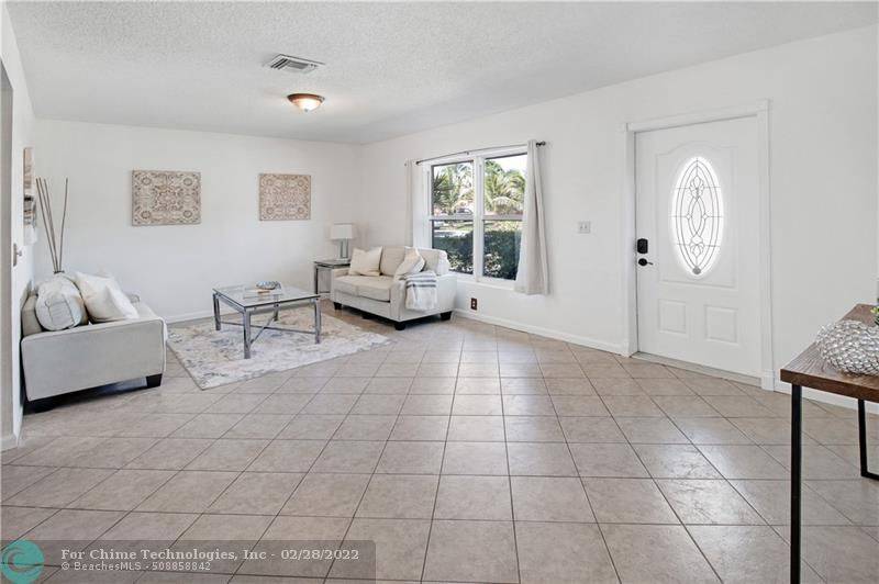 Lake Worth Beach, FL 33463,4544 Vespasian Ct