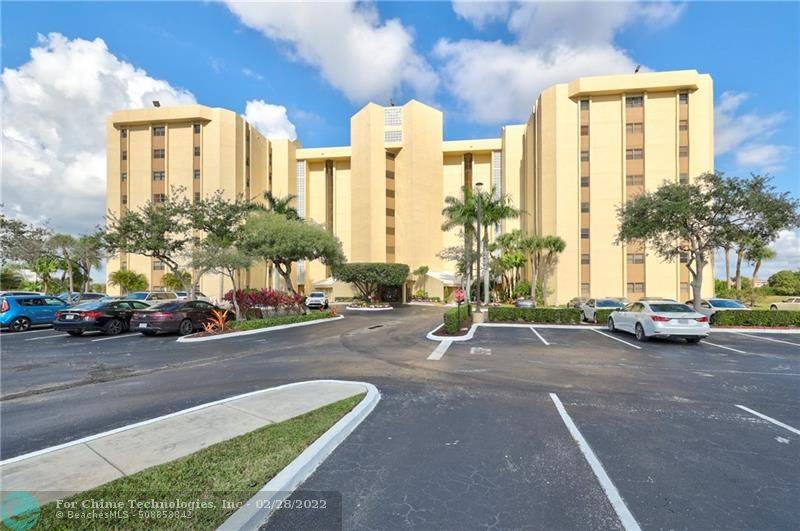 Lauderhill, FL 33319,7400 Radice Ct  #305