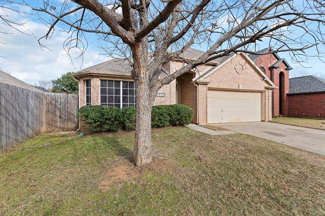 Lake Dallas, TX 75065,901 Vista Oaks Court