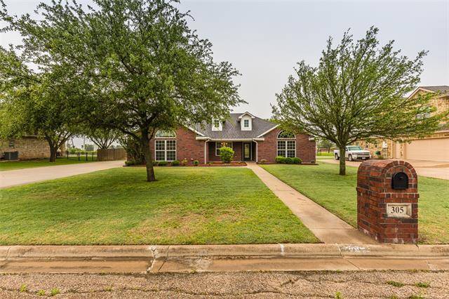 West, TX 76691,305 Northridge Circle