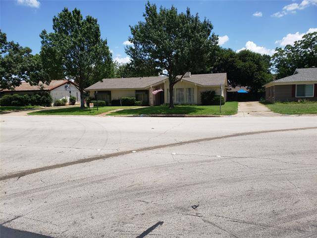 Hurst, TX 76054,1712 Brown Trail