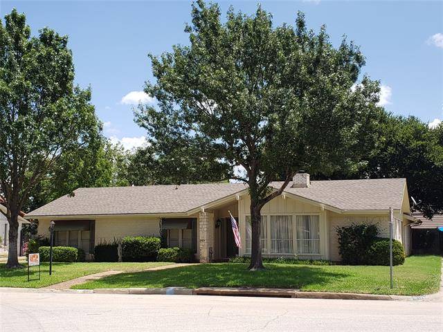 Hurst, TX 76054,1712 Brown Trail