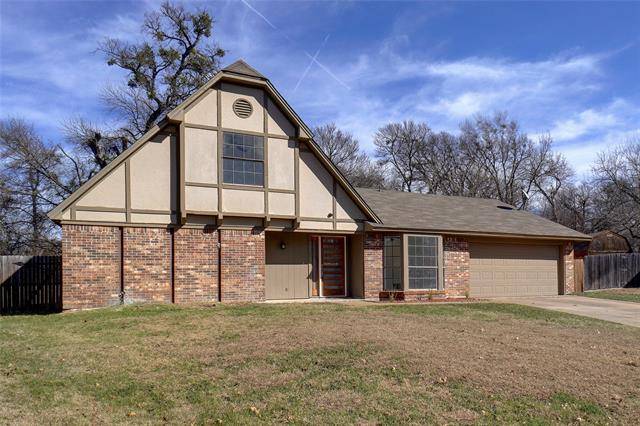 Benbrook, TX 76126,901 Willow Way