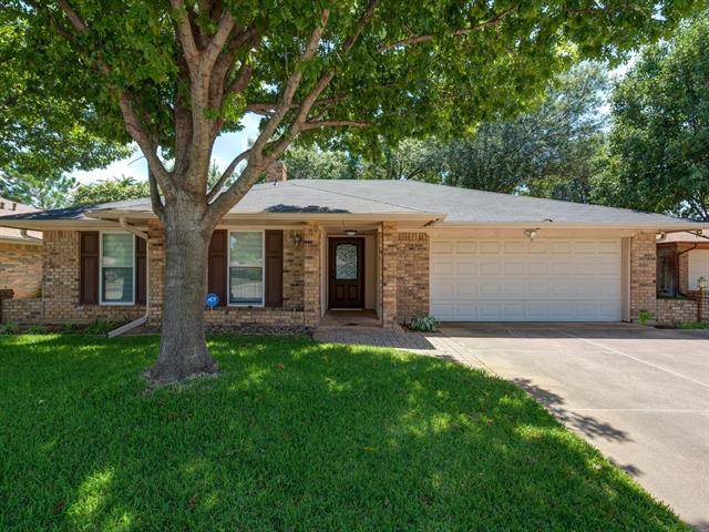 Euless, TX 76039,106 Almond Lane