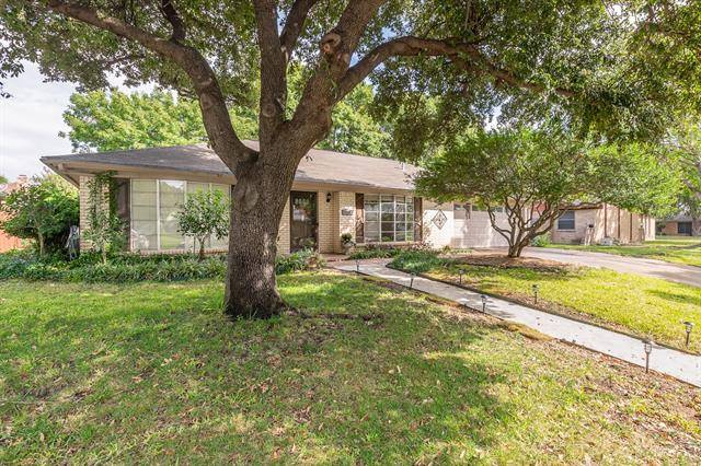 Fort Worth, TX 76137,4233 Longleaf Lane