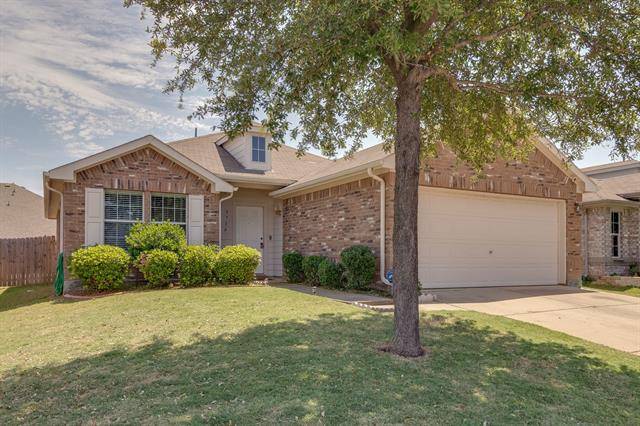 Dallas, TX 75249,5736 Goldfinch Way