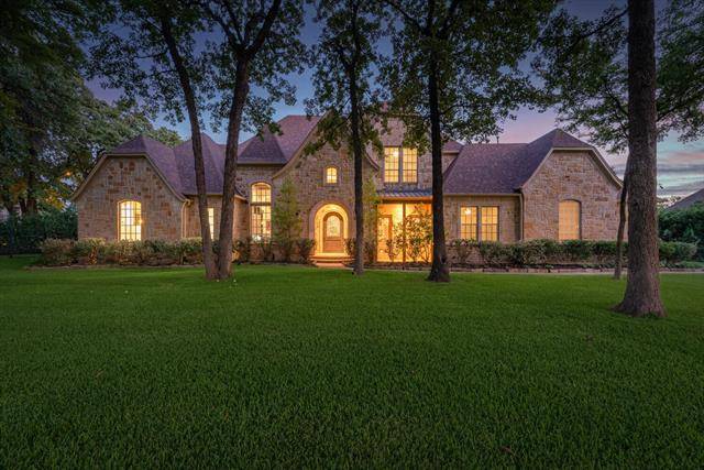 Southlake, TX 76092,405 King Ranch Road