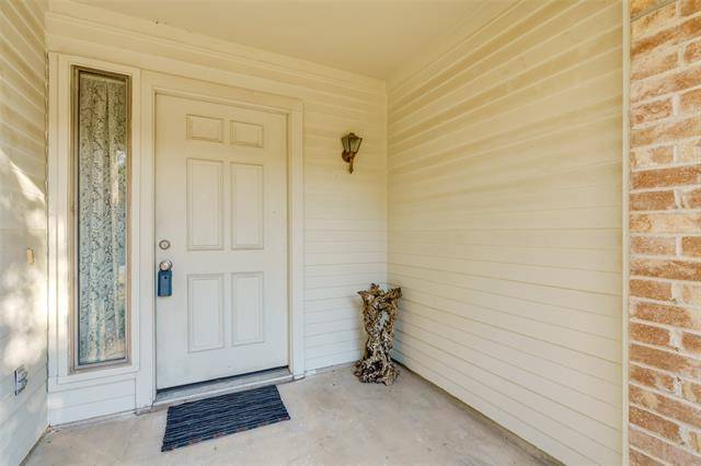 Arlington, TX 76006,2509 Oak Leaf Drive