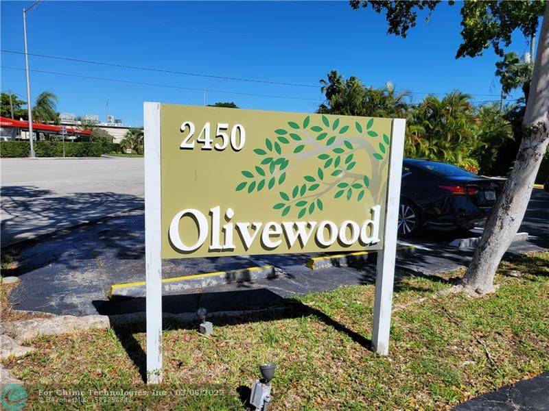 Wilton Manors, FL 33305,2450 NE 15th Ave  #205