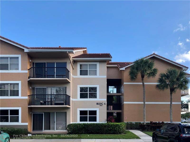 Coral Springs, FL 33067,8901 Wiles Rd  #305