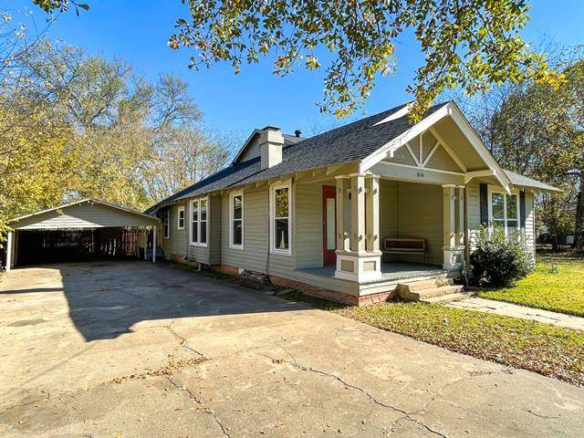 Grand Saline, TX 75140,814 N Spring Street