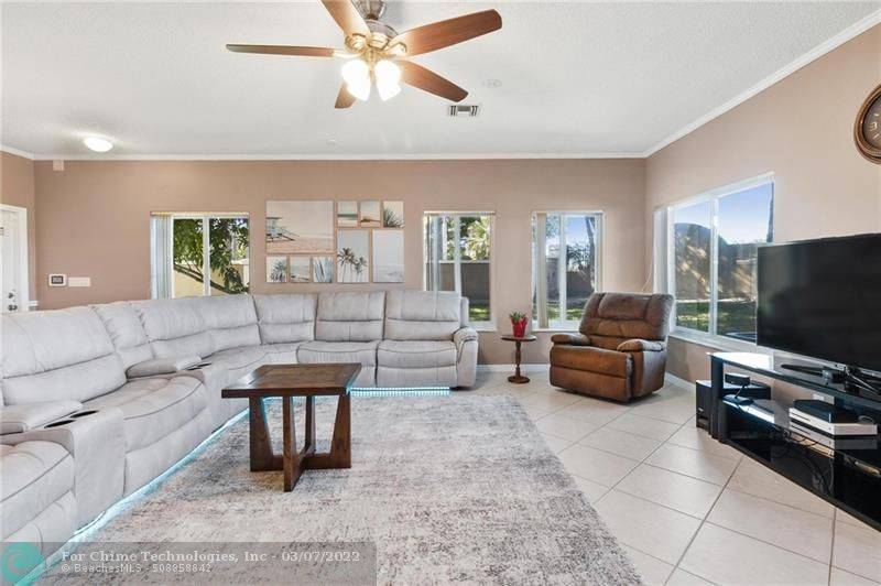 Deerfield Beach, FL 33442,4279 SW 10th Ct