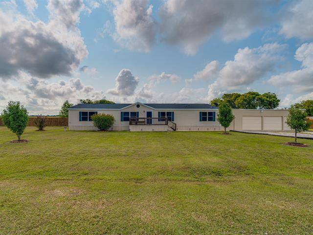 Waxahachie, TX 75165,205 Quarterhorse Road