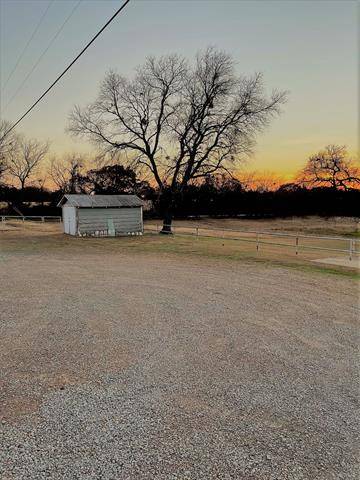 Whitewright, TX 75491,829 Homer Smith Road