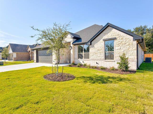 Granbury, TX 76048,1120 Aviara Court