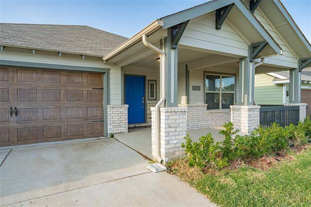 Kennedale, TX 76060,348 Daleview Drive