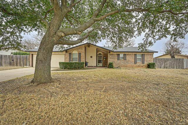 Crowley, TX 76036,417 E Glendale Street