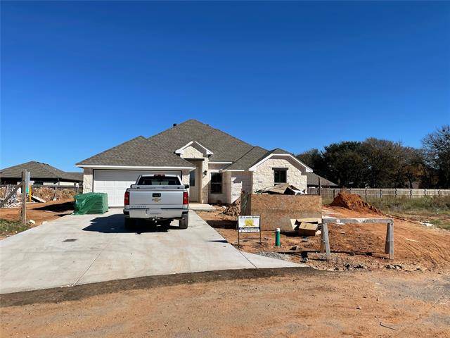 Granbury, TX 76049,3341 White Horse Drive