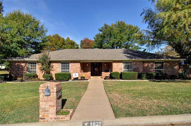 Arlington, TX 76012,1827 Waterwood Drive