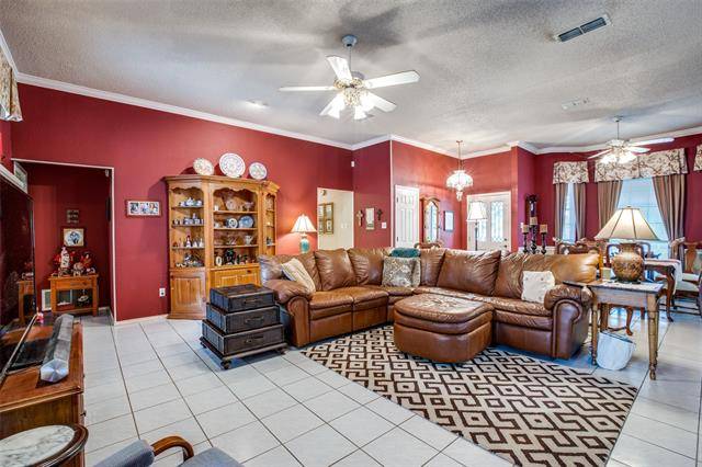 Arlington, TX 76016,4101 Autumn Ridge Court