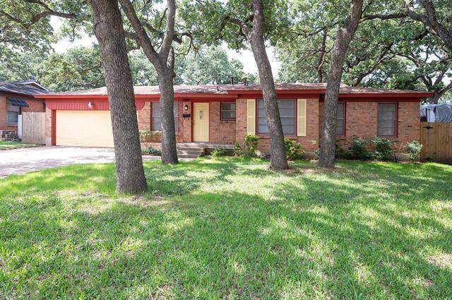 Bedford, TX 76022,341 Bedford Court E