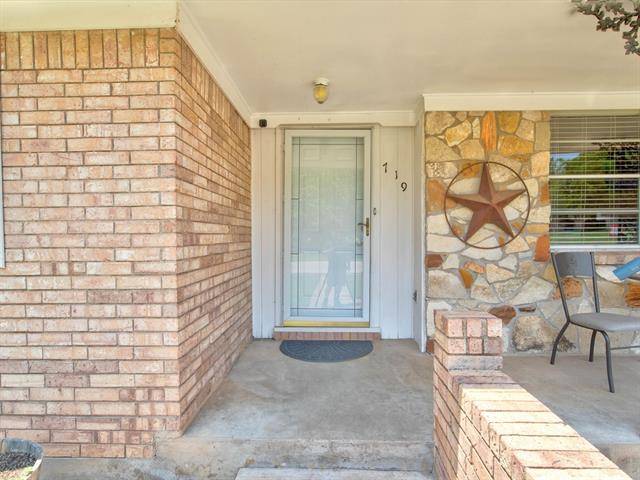 Granbury, TX 76048,719 Lipan Drive