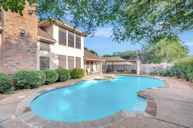 Arlington, TX 76017,5104 Bedford Court