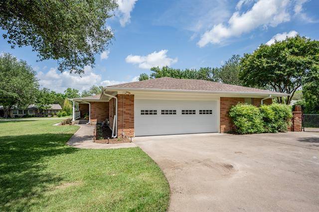 Cleburne, TX 76033,1201 Glenhaven Drive