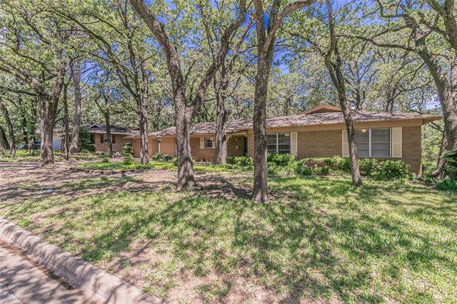 Hurst, TX 76053,636 Ponderosa Drive