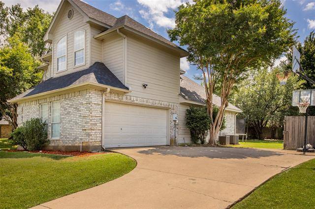 Kennedale, TX 76060,611 Hillside Drive