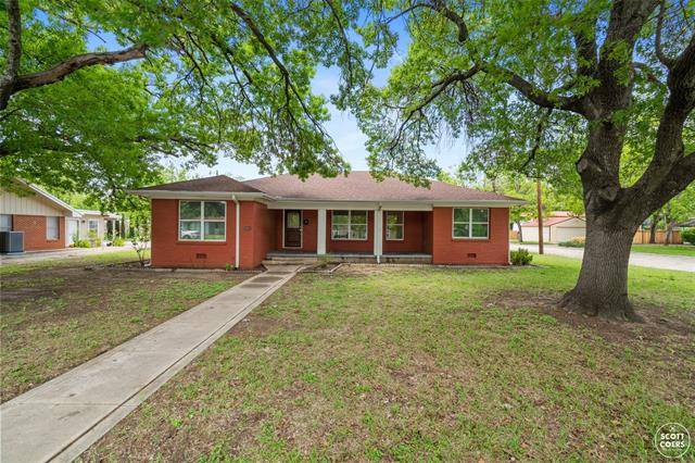 Brownwood, TX 76801,2301 Belmeade Street