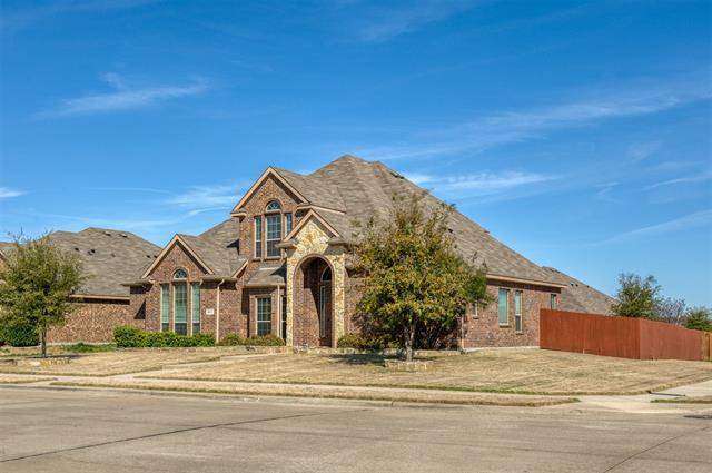 Desoto, TX 75115,217 Warbler Drive