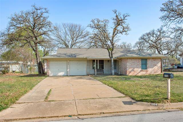 Kennedale, TX 76060,204 W Mistletoe Drive