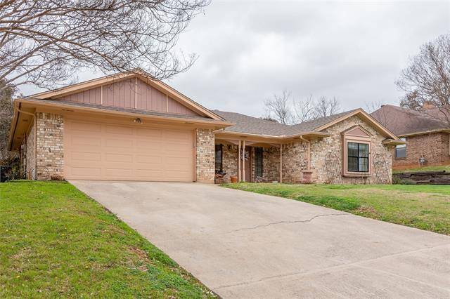 Grapevine, TX 76051,2922 Cresthaven Drive