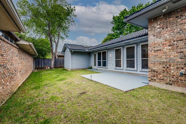 Arlington, TX 76011,2214 Baltic Avenue