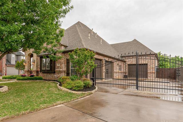 Hurst, TX 76054,608 Hickory Court