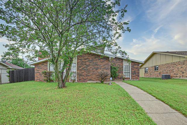 Dallas, TX 75249,7655 Ashcrest Lane