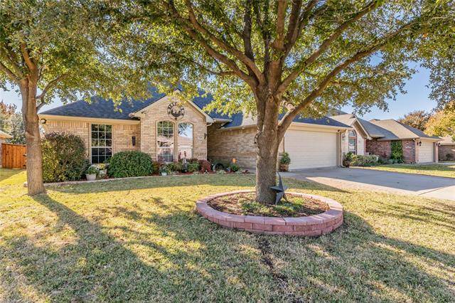 Burleson, TX 76028,725 Blue Marlin Drive