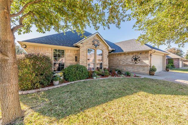 Burleson, TX 76028,725 Blue Marlin Drive