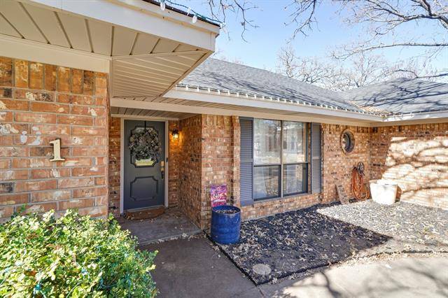 Mineral Wells, TX 76067,1 Greenbriar Street