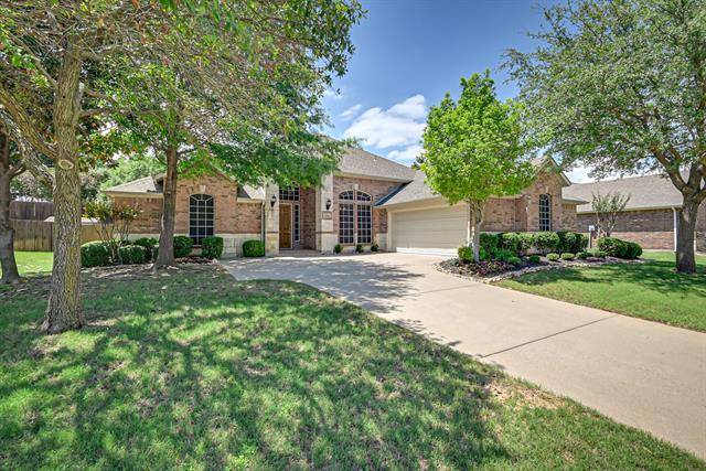 Arlington, TX 76001,8206 Summerleaf Drive