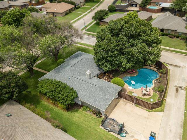 Carrollton, TX 75007,1927 Oakbluff Drive