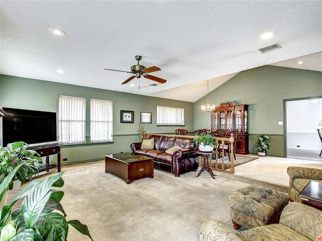 Highland Village, TX 75077,626 Meadowcrest Drive