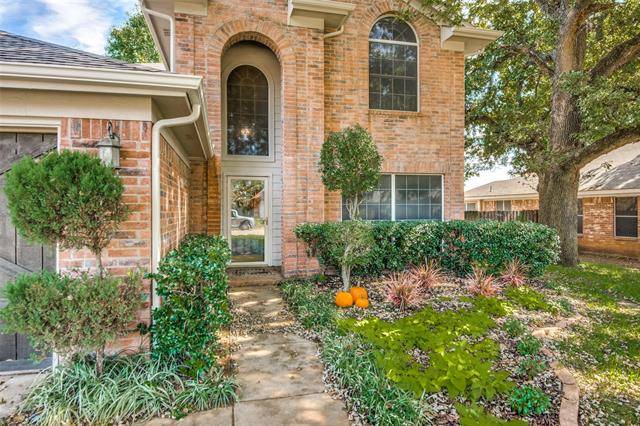 Lake Dallas, TX 75065,740 Winding Oak Bend